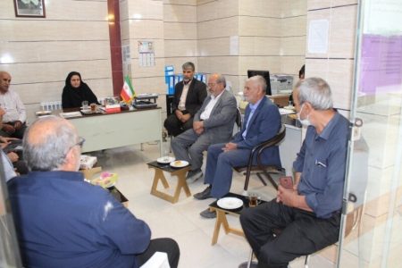 اصفهان / برگزاری مراسم روز جهانی سالمند با شعار تاب آوری و مشارکت زنان سالمند در فریدن