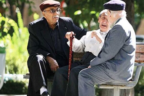 بررسی چالش‌ها و دغدغه‌های سالمندی به انگیزه روز جهانی سالمندان