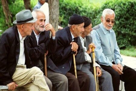 آذربایحان غربی / سالمندان ۹ درصد جمعیت آذربایحان غربی را تشکیل می‌دهند