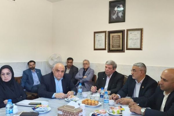بازدید رئیس سازمان بهزیستی از مجتمع گلابچی کاشان