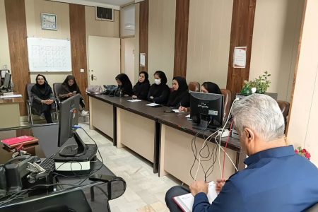 تقویت همکاری مراکز مثبت زندگی برای شناسایی افراد نیازمند خدمات مراکز روزانه